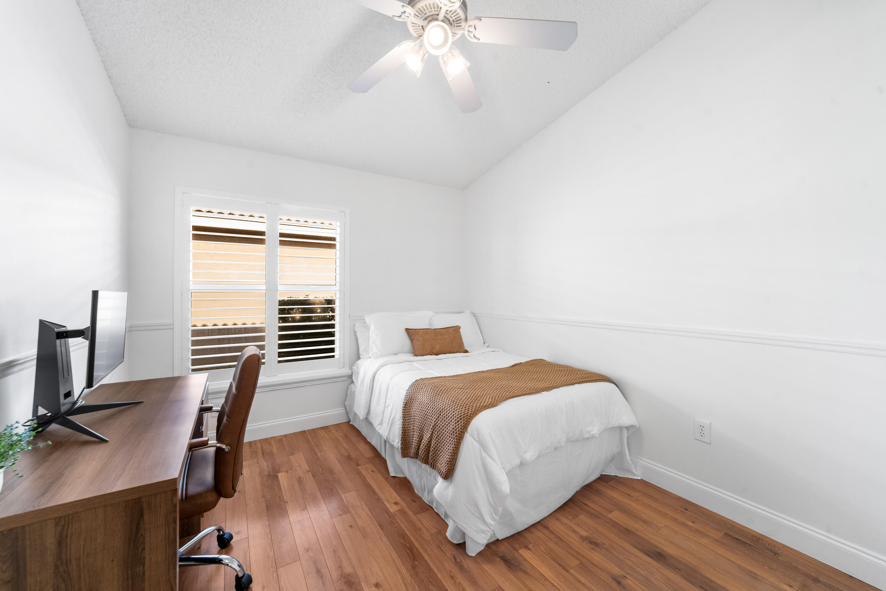 WYNDHAM LAKES NORTH - Residential