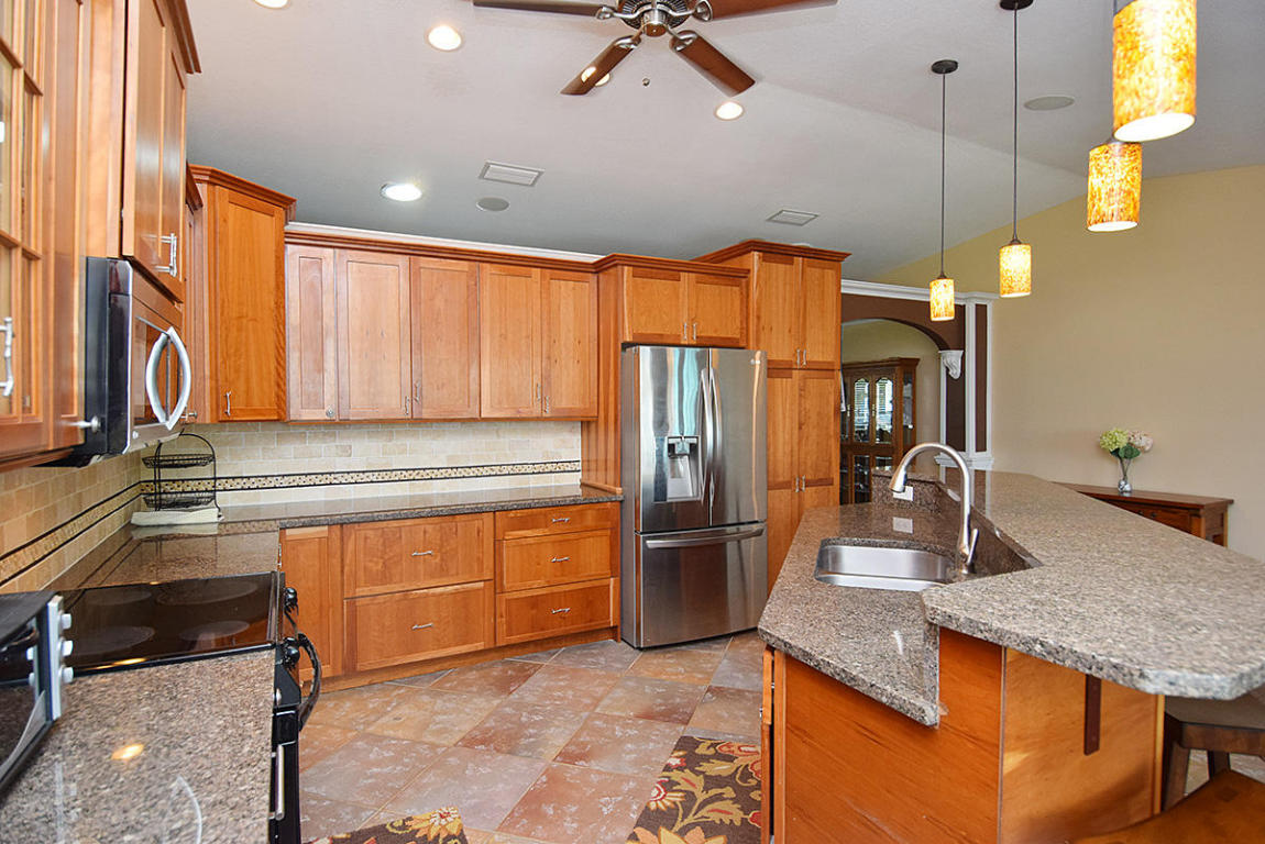 PALM CITY GARDENS - Residential