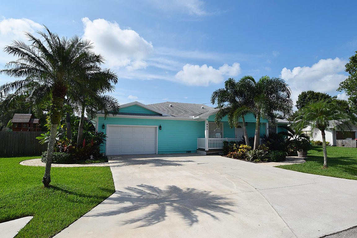 PALM CITY GARDENS - Residential
