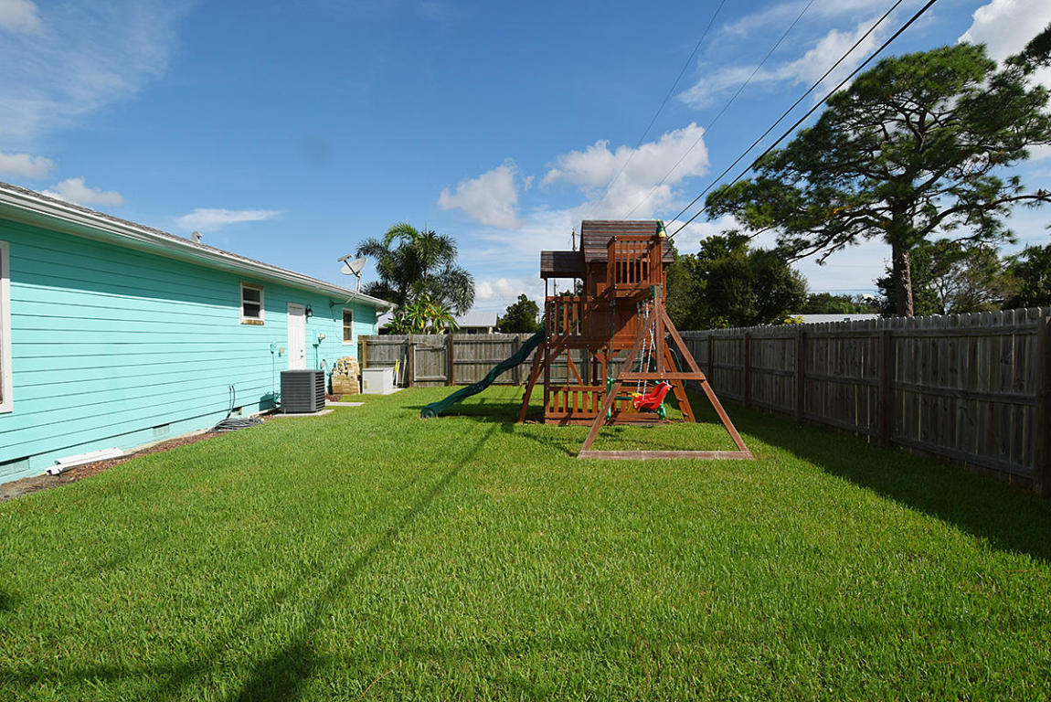 PALM CITY GARDENS - Residential