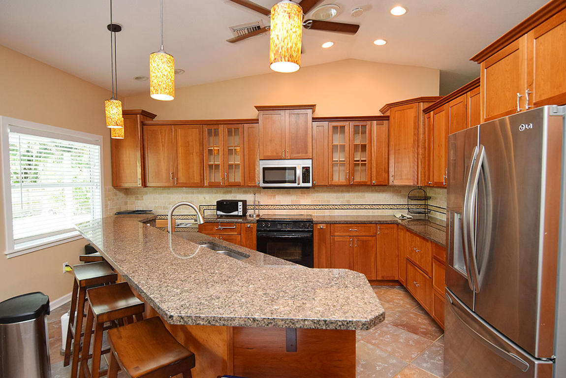 PALM CITY GARDENS - Residential