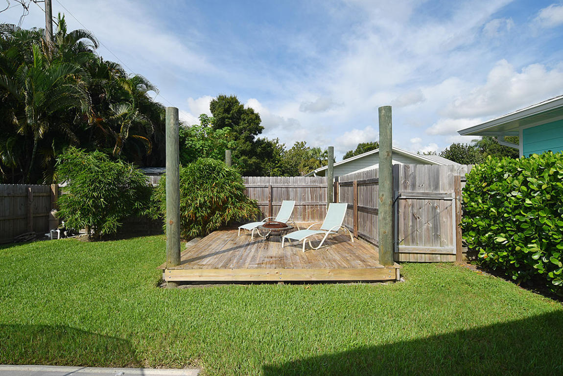 PALM CITY GARDENS - Residential