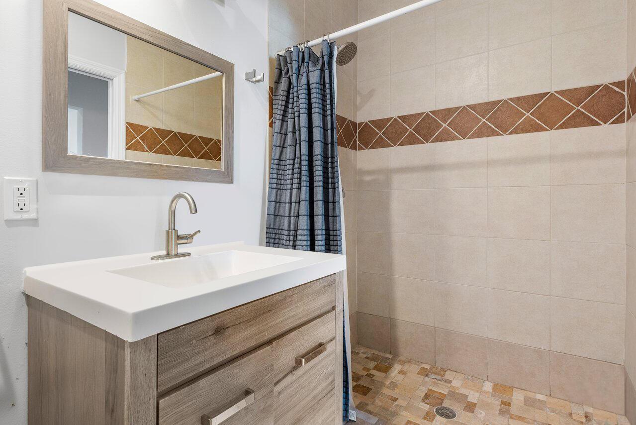 LAKE IDA GARDENS AMD PL - Residential