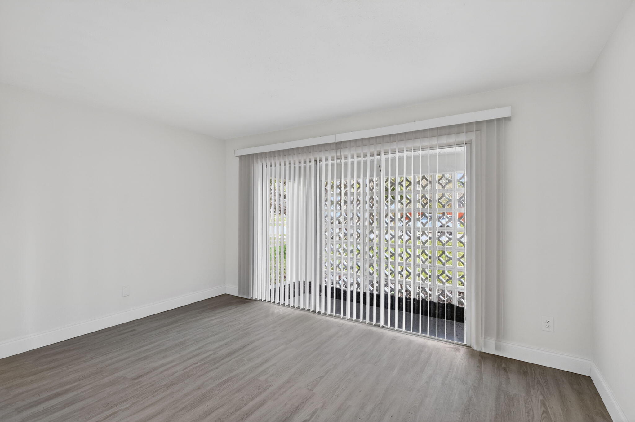 RIVER PARK UNIT 7 - Residential