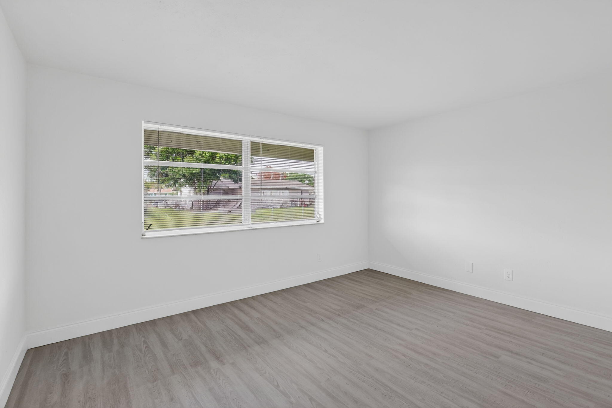RIVER PARK UNIT 7 - Residential