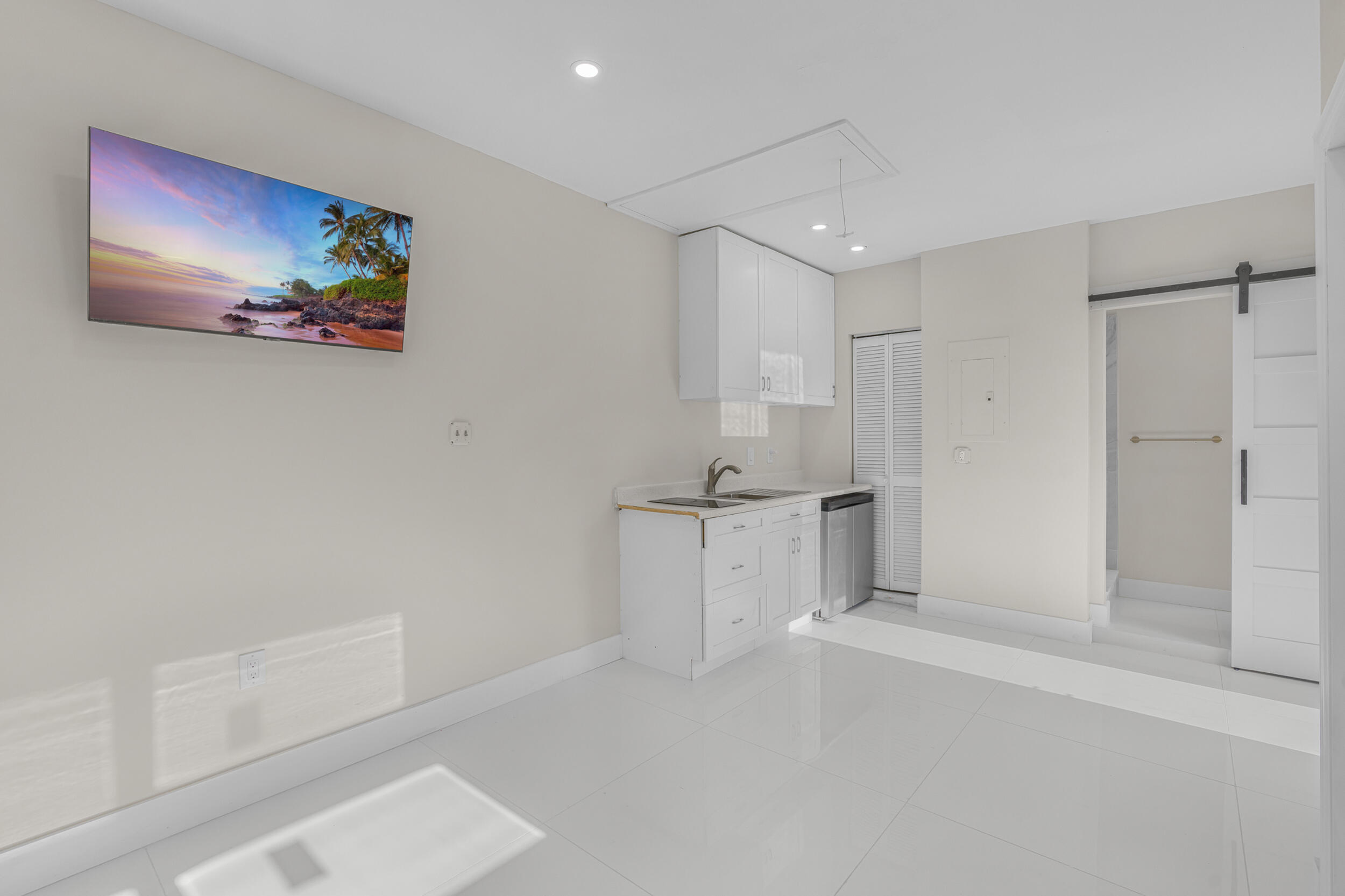 BRENTWOOD PARK - Residential Lease
