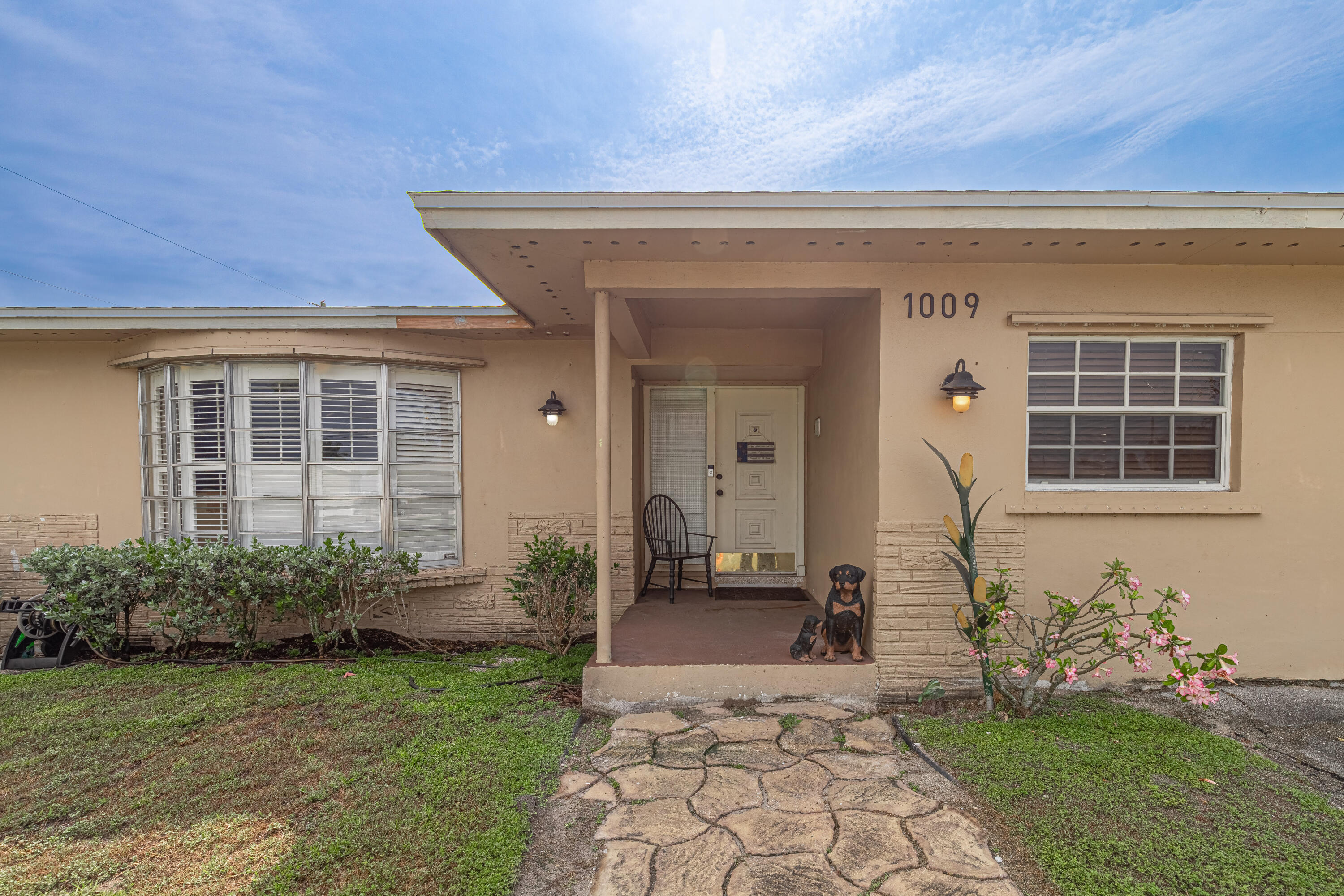 1009 NE 18th Street