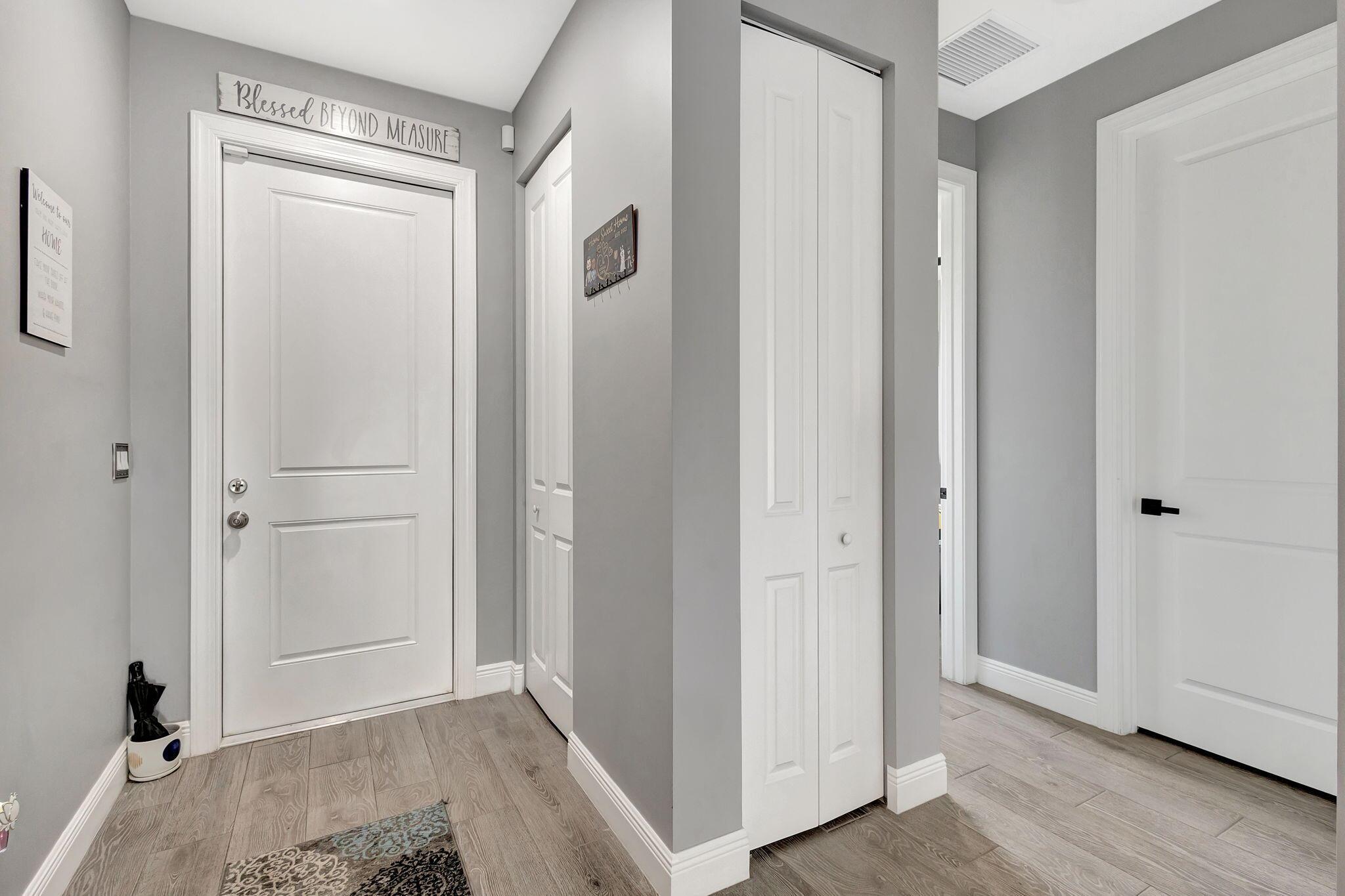 SOUTHERN BOULEVARD PINES - Residential