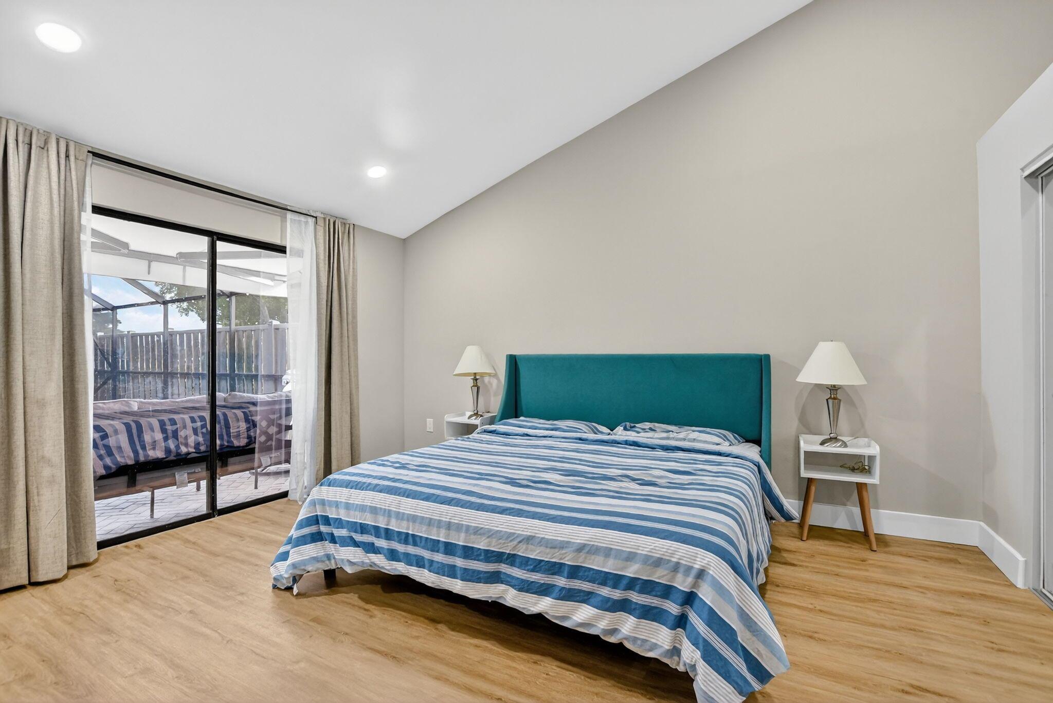 BOCA GARDENS - Residential