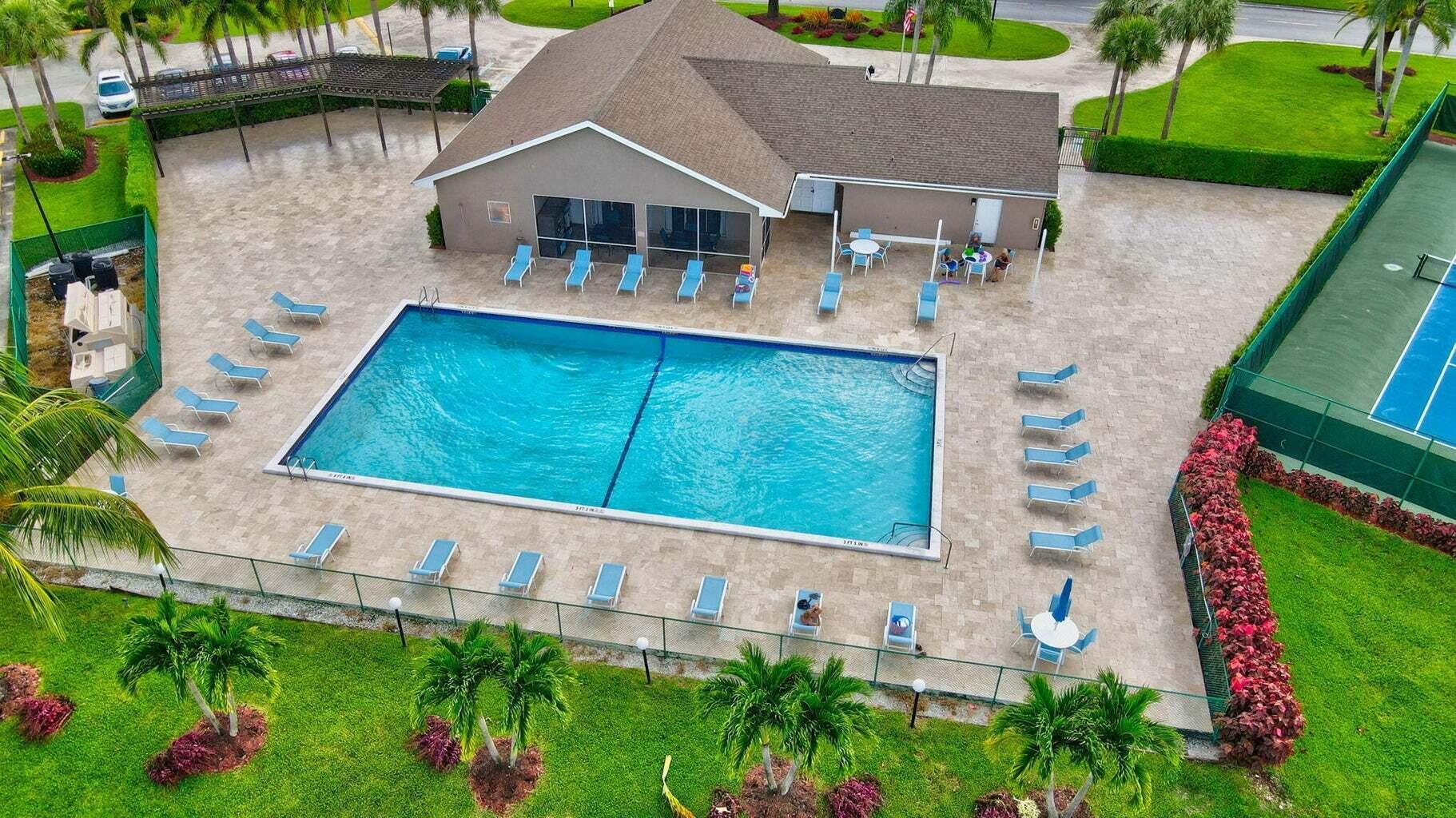 BOCA GARDENS - Residential