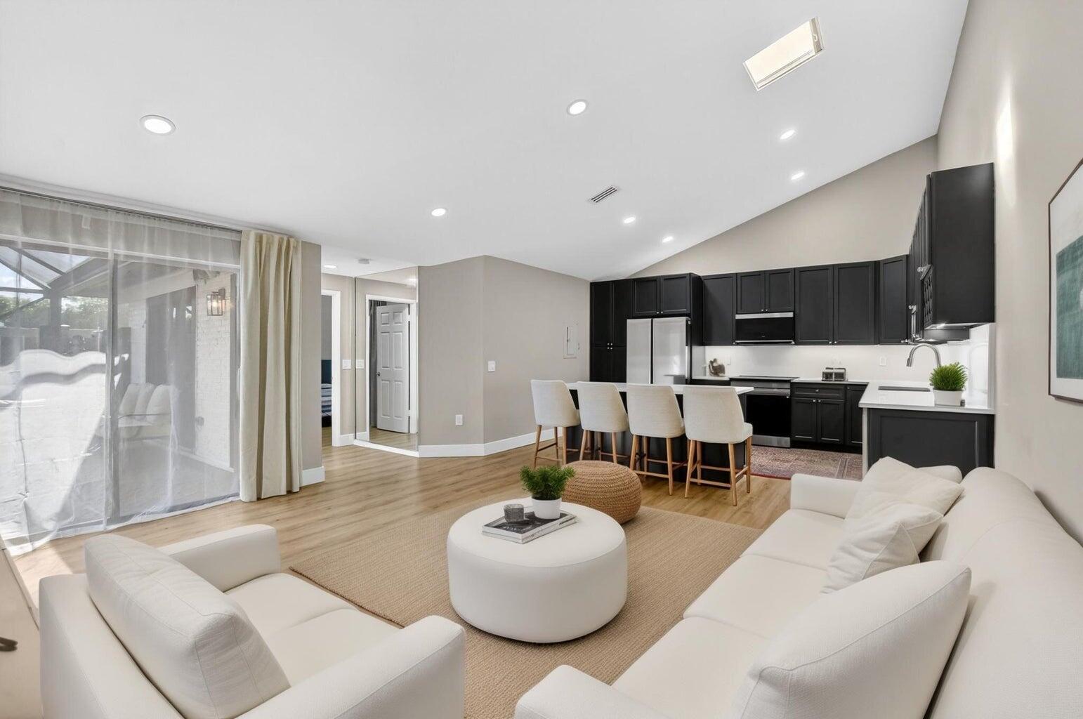 BOCA GARDENS - Residential