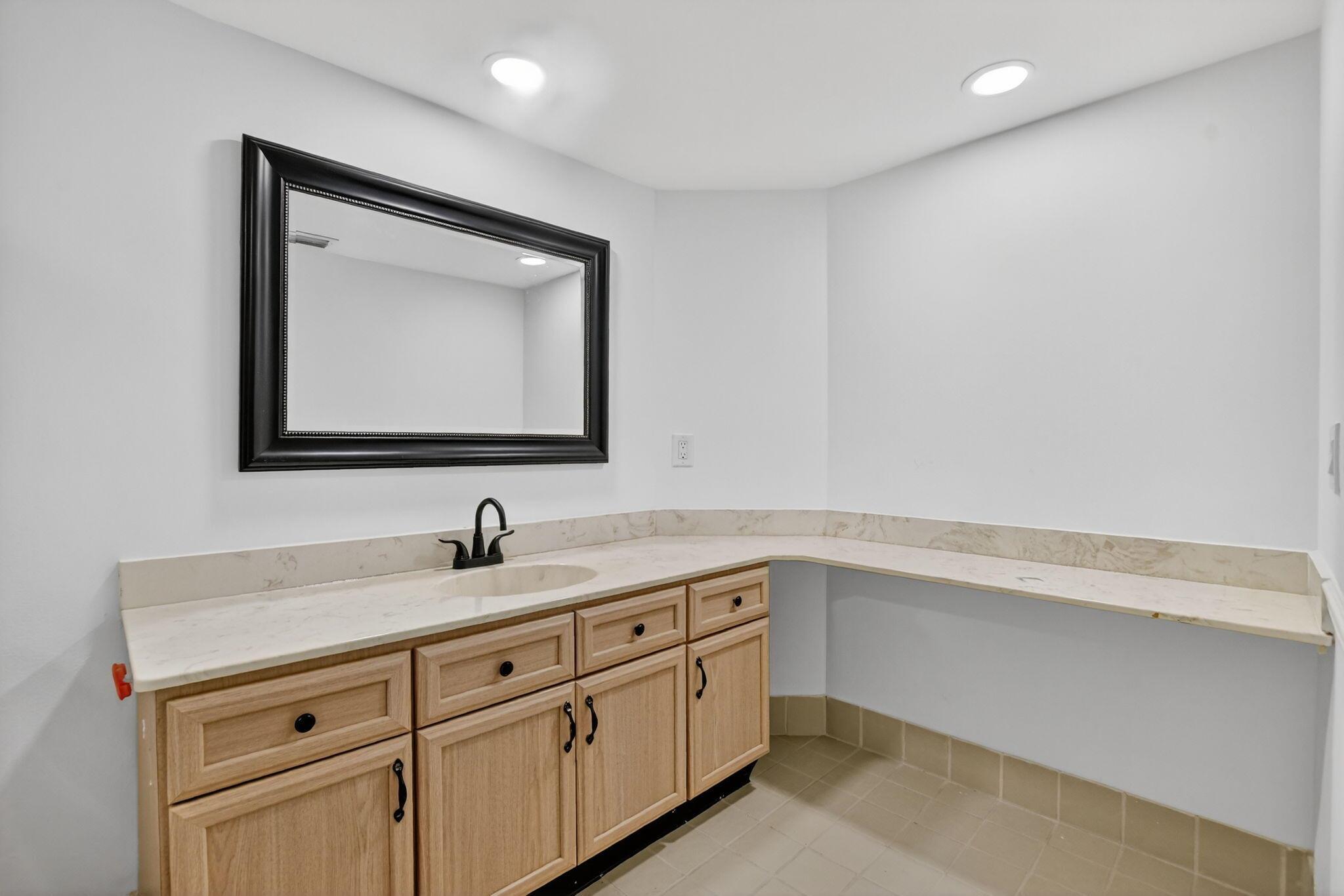 BOCA GARDENS - Residential