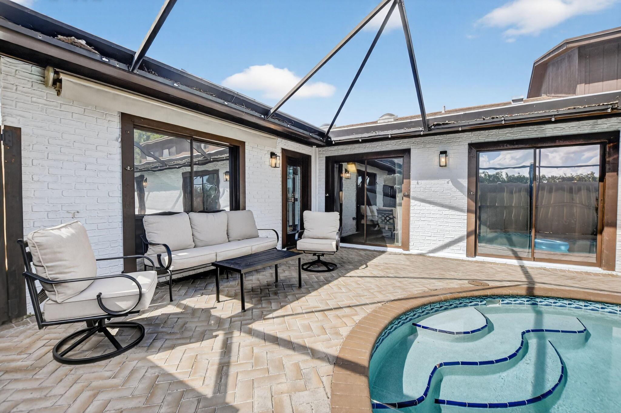 BOCA GARDENS - Residential