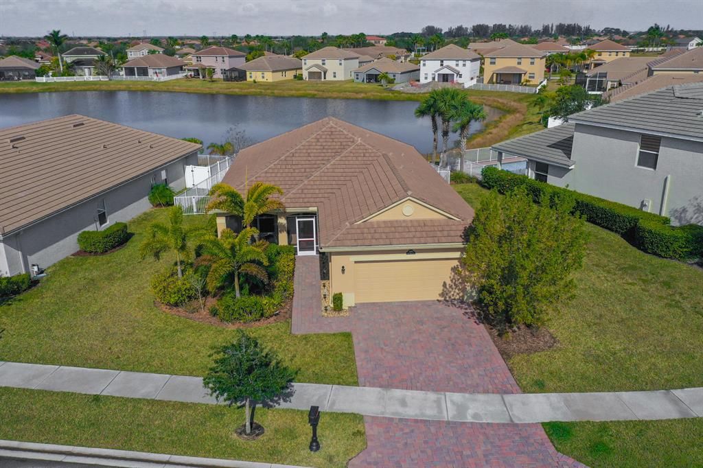 Photo of 11403 SW Halton Street, Port Saint Lucie, FL 34987 (MLS # R10691468)