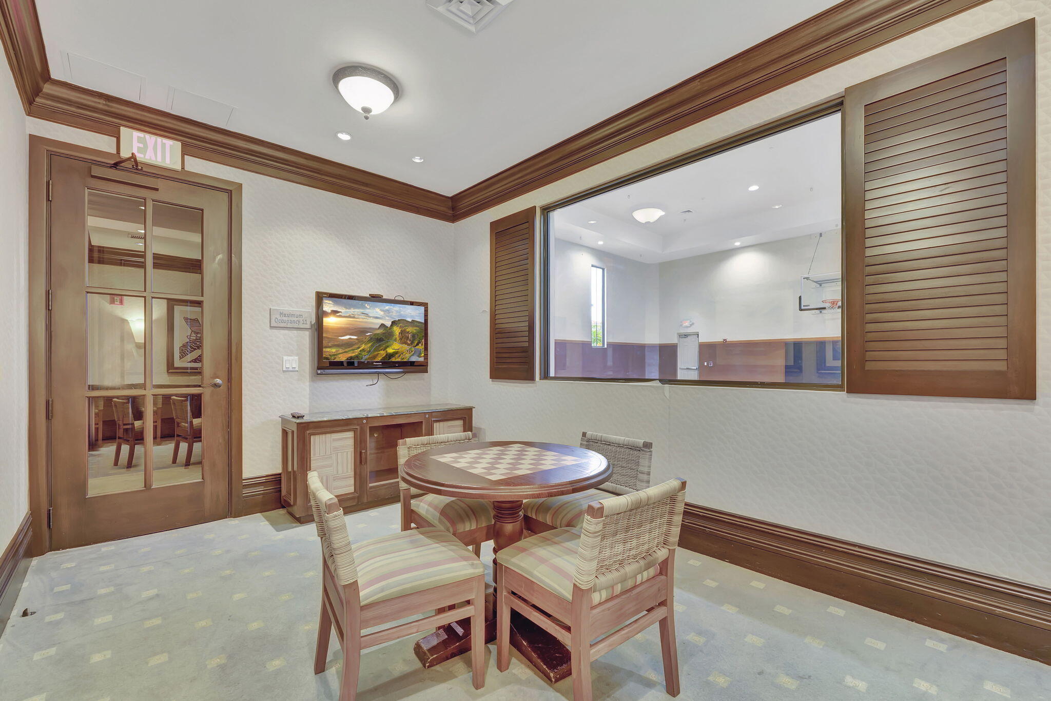 SAWGRASS LAKES - Residential