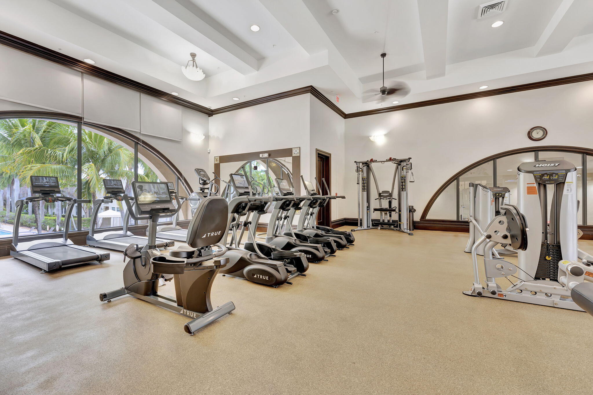 SAWGRASS LAKES - Residential