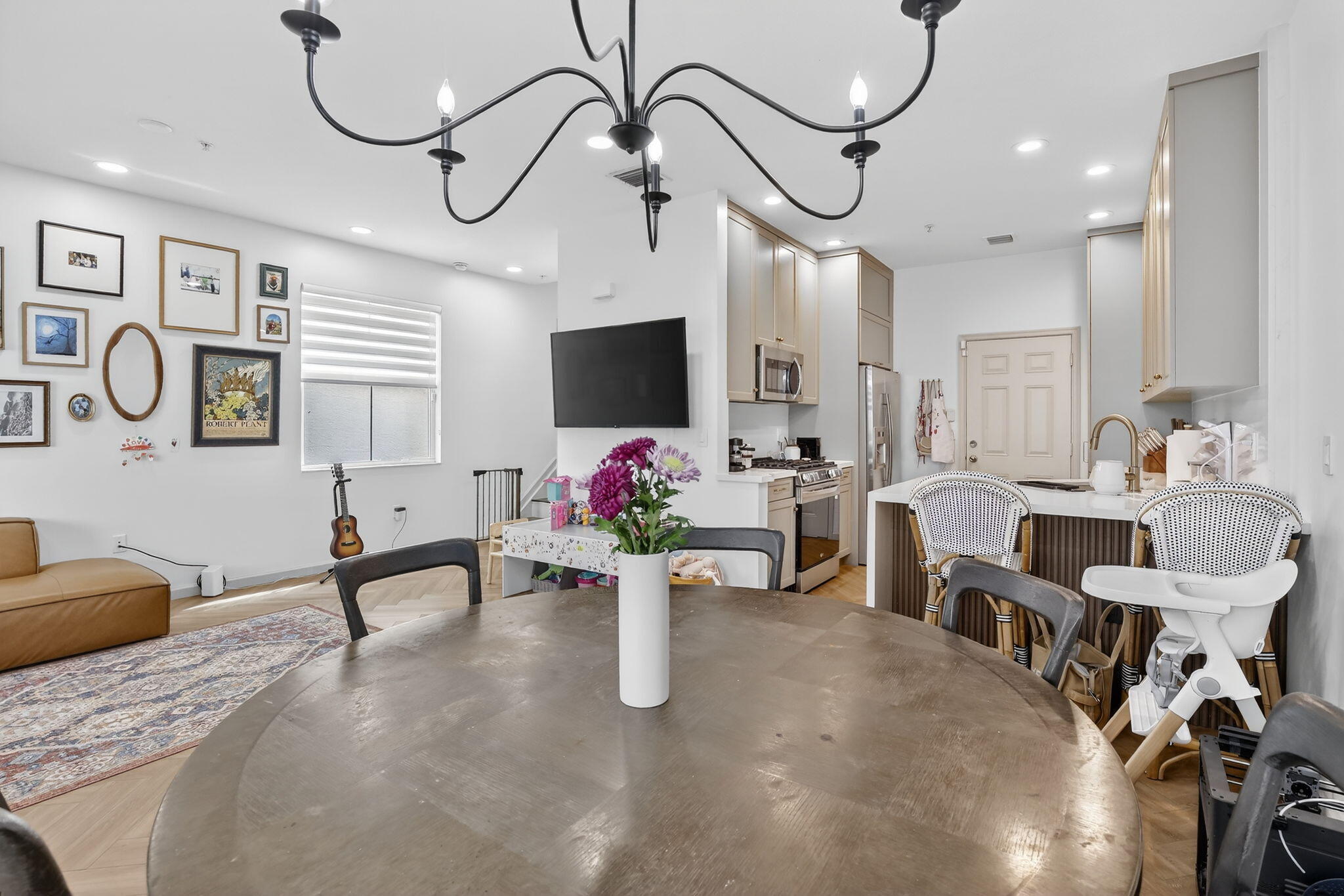 SAWGRASS LAKES - Residential