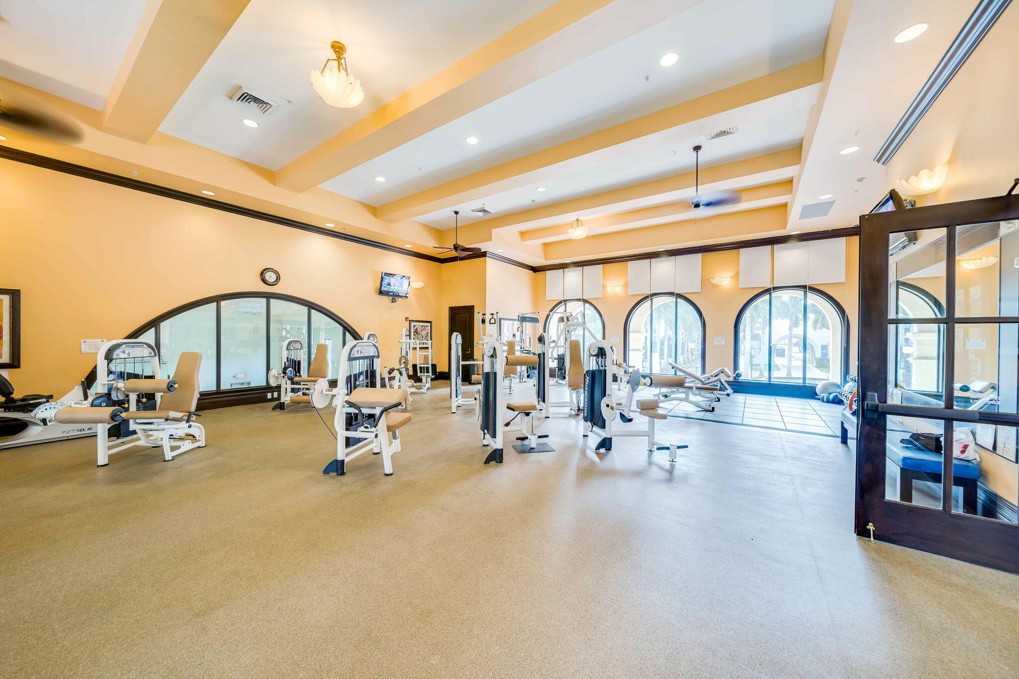 SAWGRASS LAKES - Residential