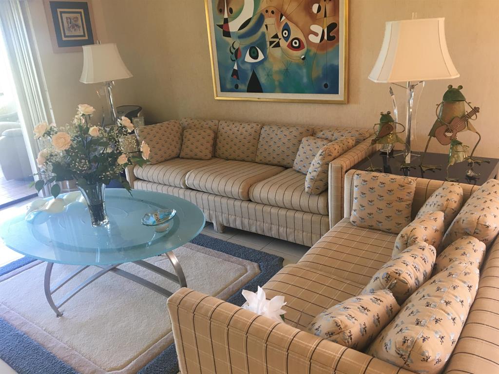 SOUTHPORT AT HUNTERS RUN CONDO - Residential