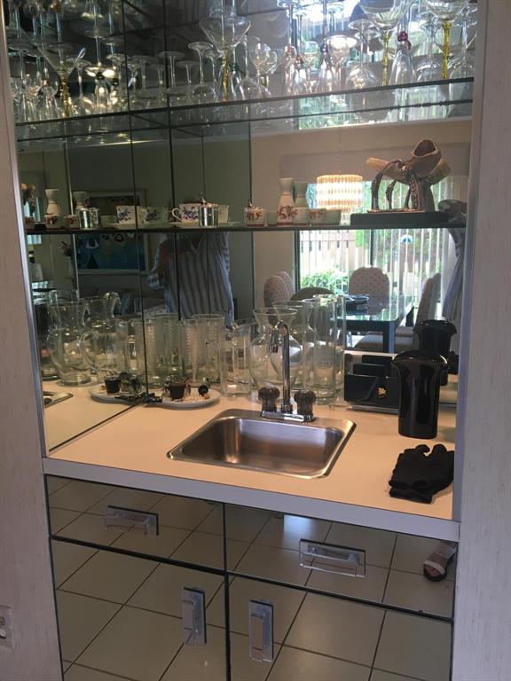 SOUTHPORT AT HUNTERS RUN CONDO - Residential