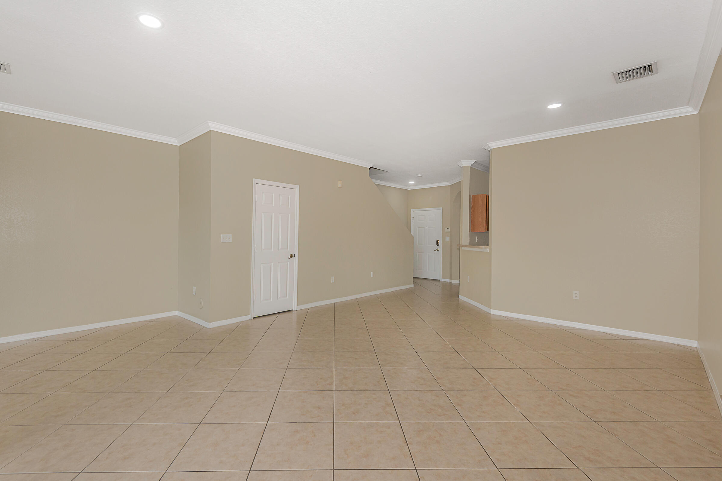BANYAN BAY CONDO - Residential Lease
