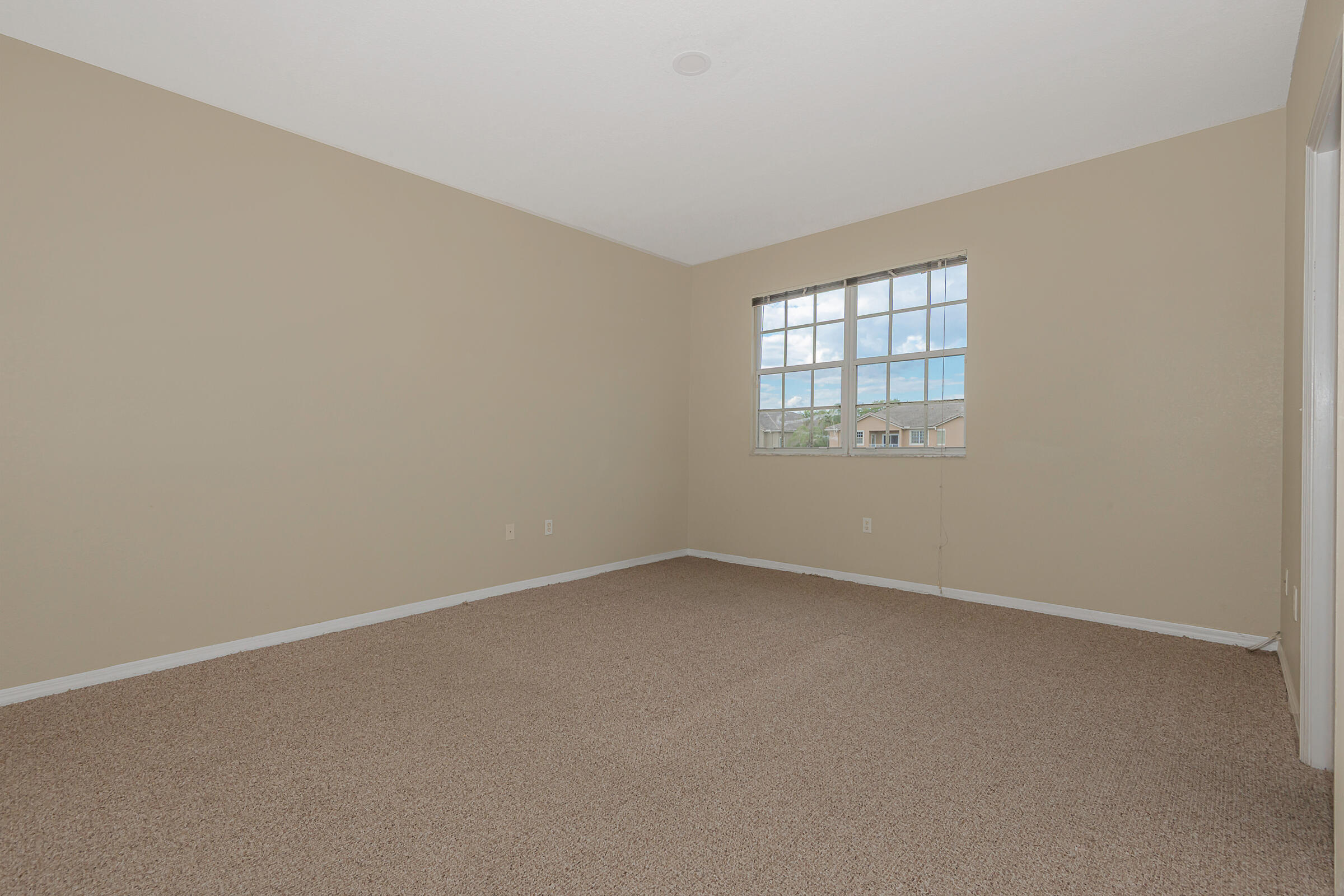 BANYAN BAY CONDO - Residential Lease