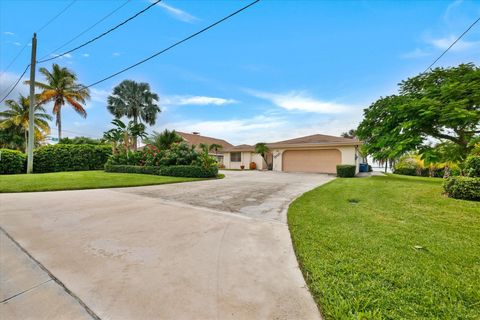 1701 Bayshore Blvd Drive Fort Pierce FL 34949