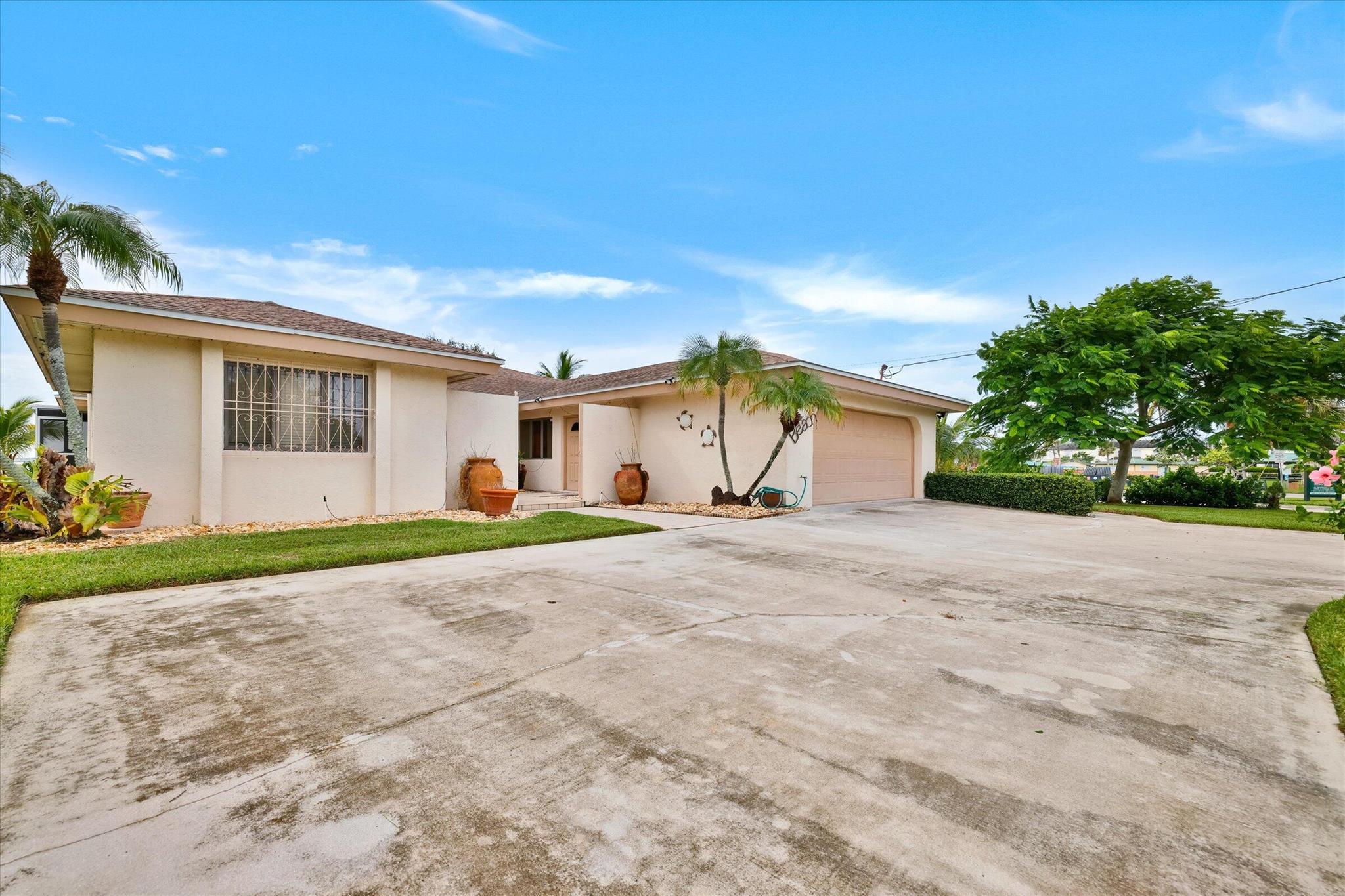 1701 Bayshore Blvd Drive