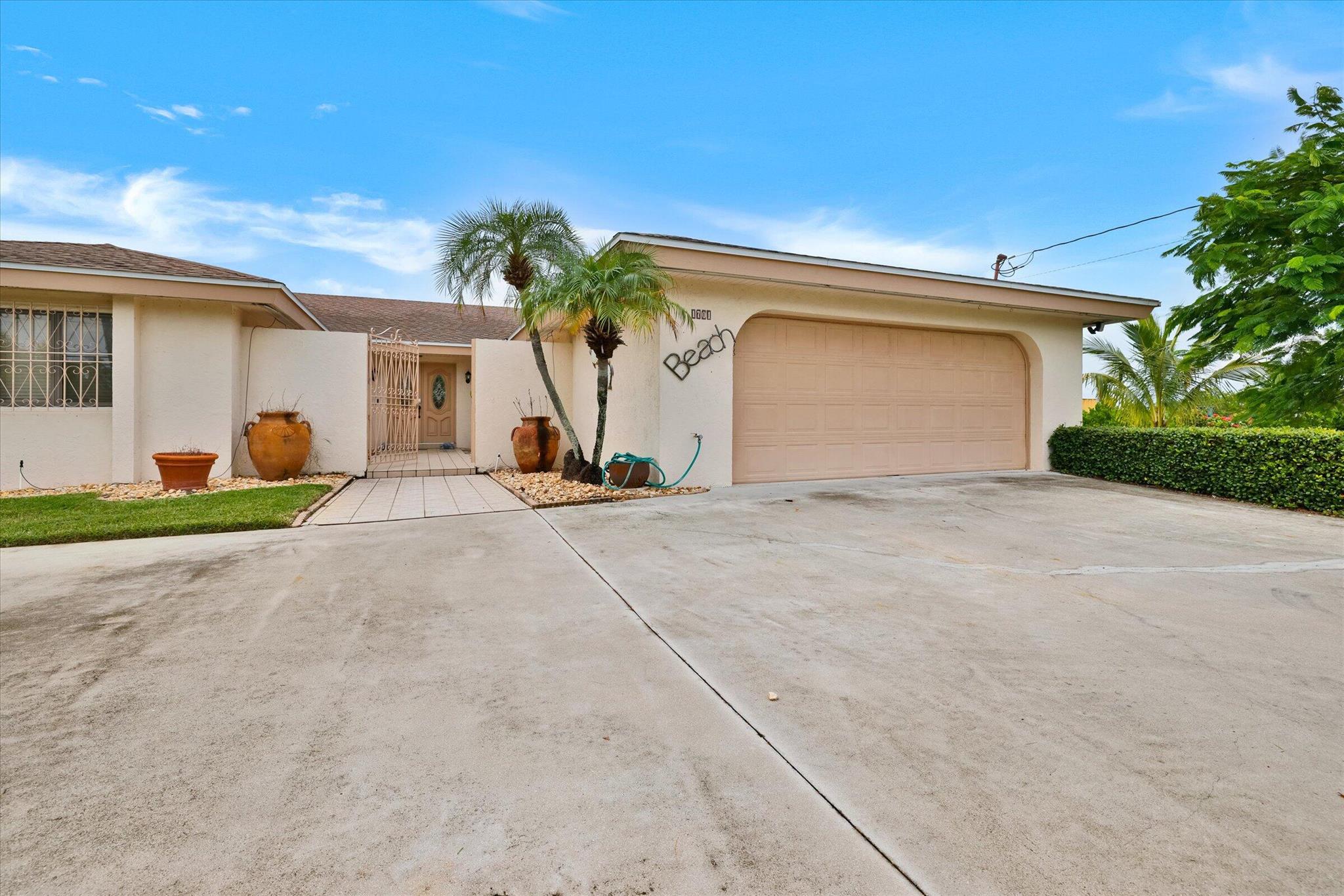 1701 Bayshore Blvd Drive