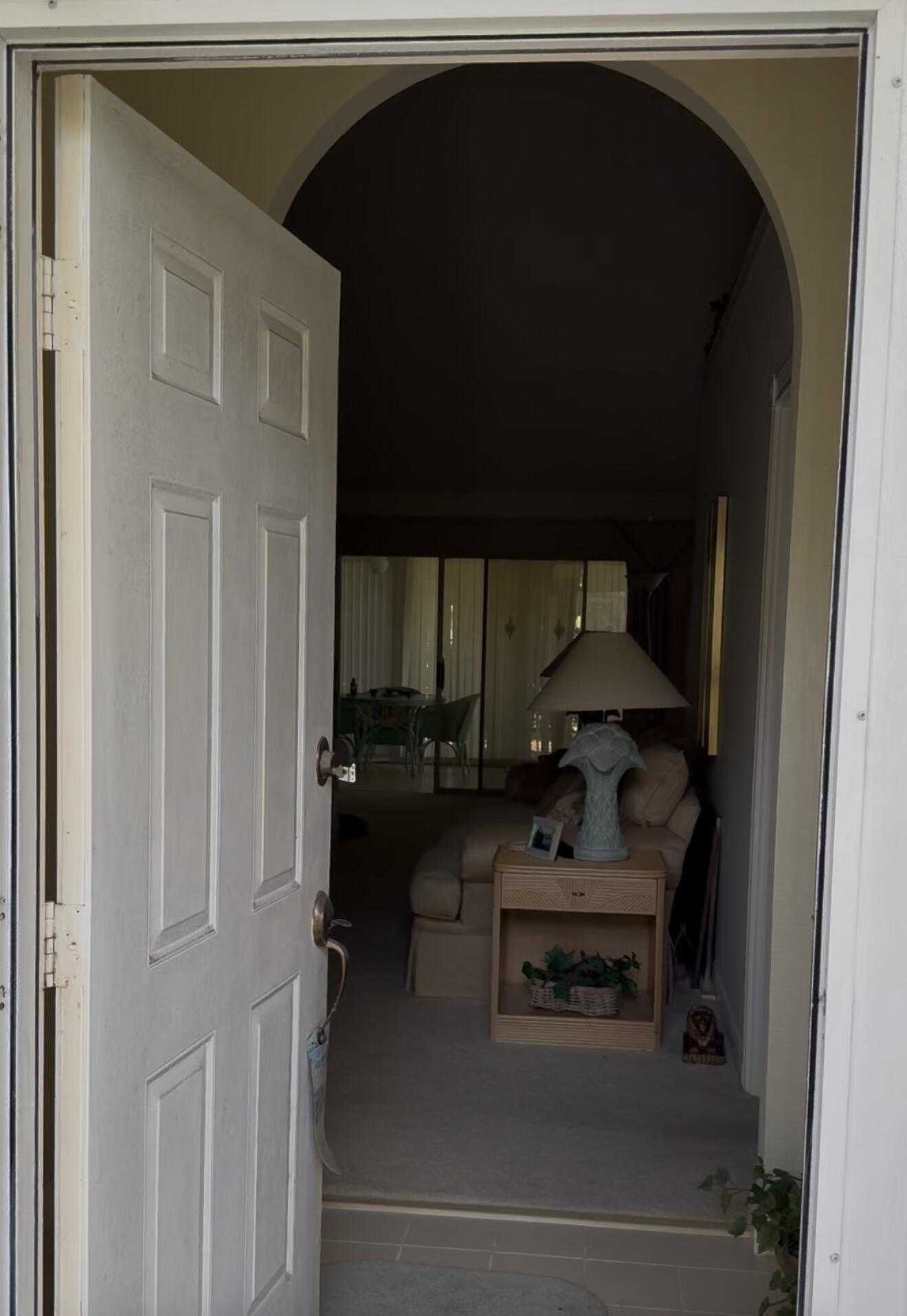 2398 Saratoga Bay Drive