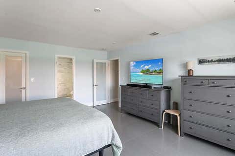 Tiny photo for 9 NE 19th Court #C216, Wilton Manors, FL 33305 (MLS # B26054047)