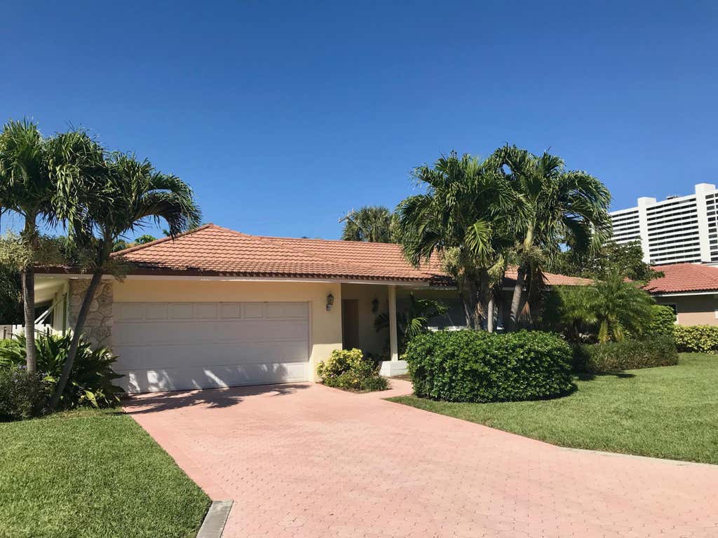 Photo of 839 Malaga Drive, Boca Raton, FL 33432 (MLS # R11110781)