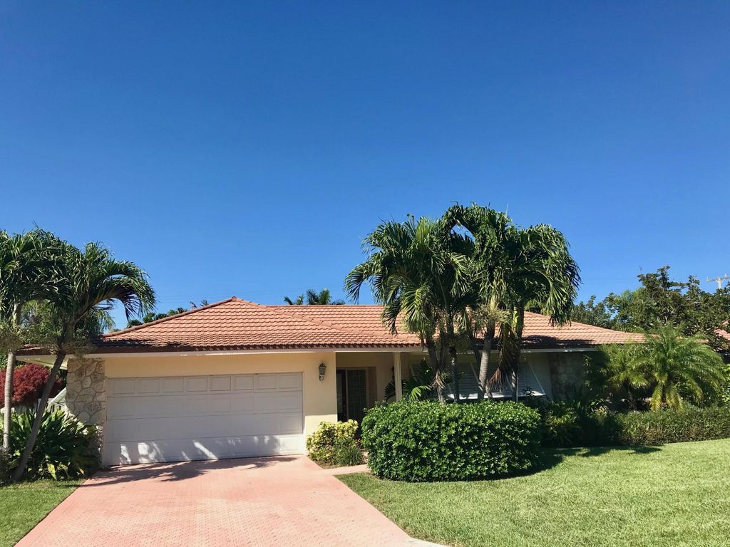 Photo of 839 Malaga Drive, Boca Raton, FL 33432 (MLS # R11110781)