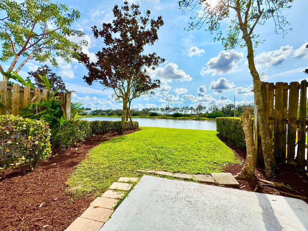 GREEN CAY VILLAGE - Residential Lease