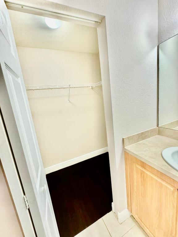 GREEN CAY VILLAGE - Residential Lease