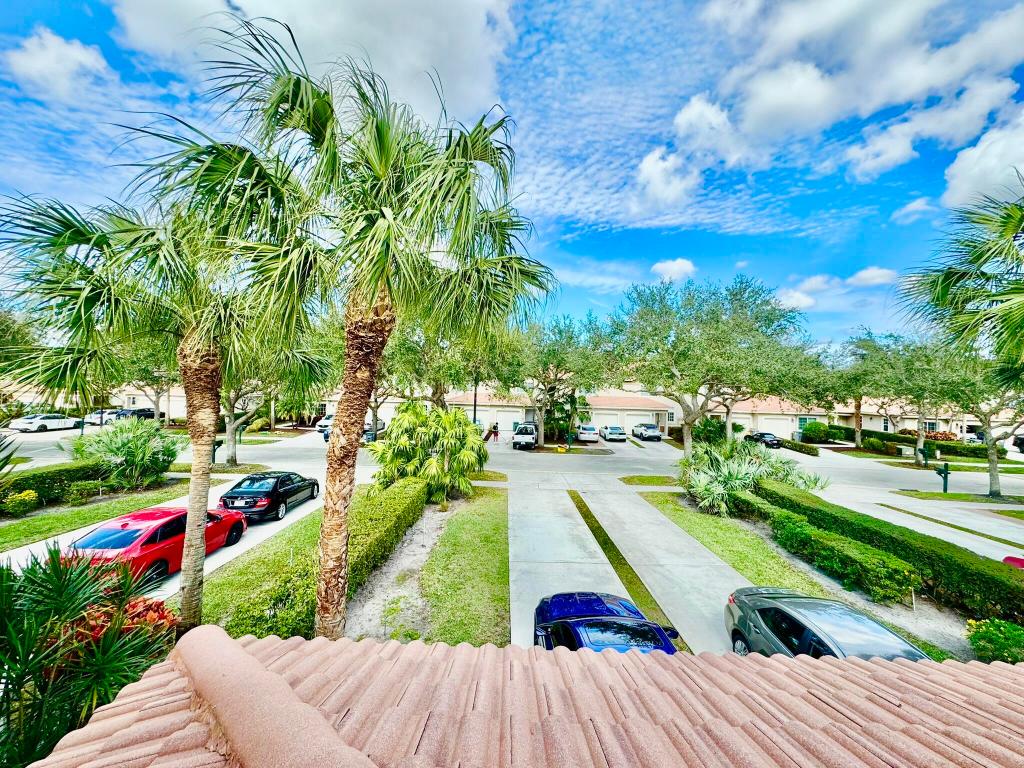 GREEN CAY VILLAGE - Residential Lease