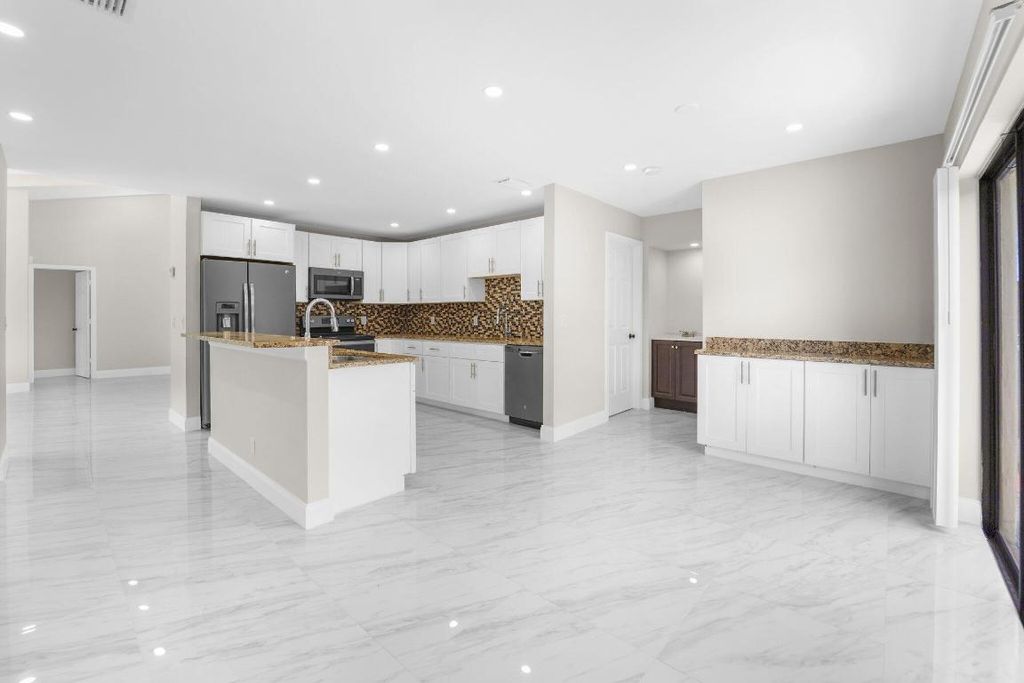 Photo of 22207 Alyssum Way, Boca Raton, FL 33433 (MLS # R10990338)