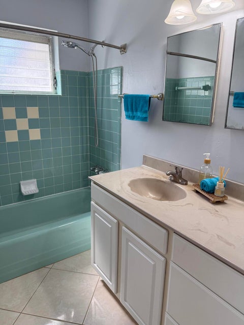 Tiny photo for 7440 FREEDOM Street, Hollywood, FL 33024 (MLS # B26085063)