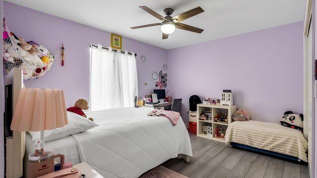 LAKEVIEW HOMES - Residential