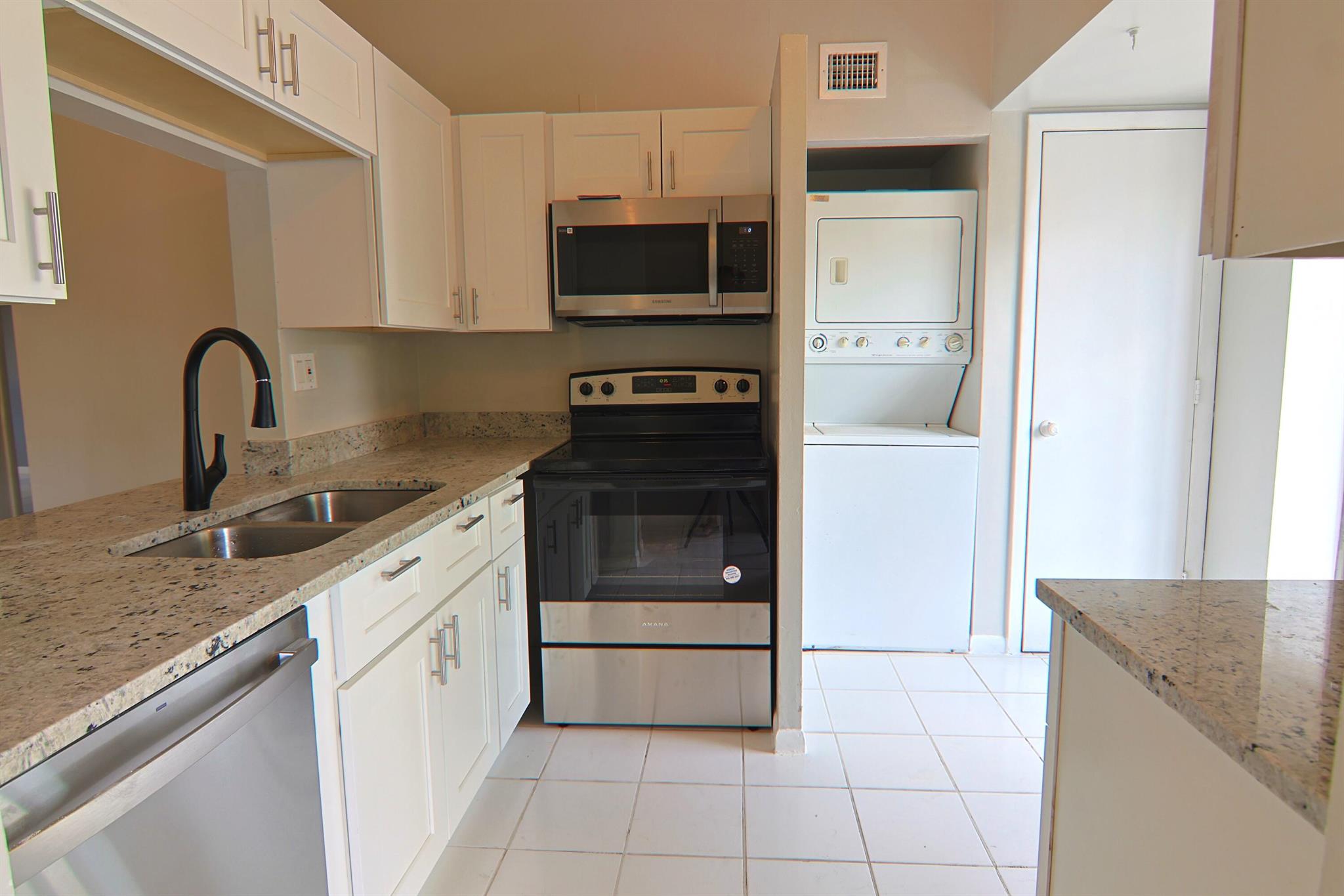 GARDENS NORTH ELEVEN COND - Residential Lease