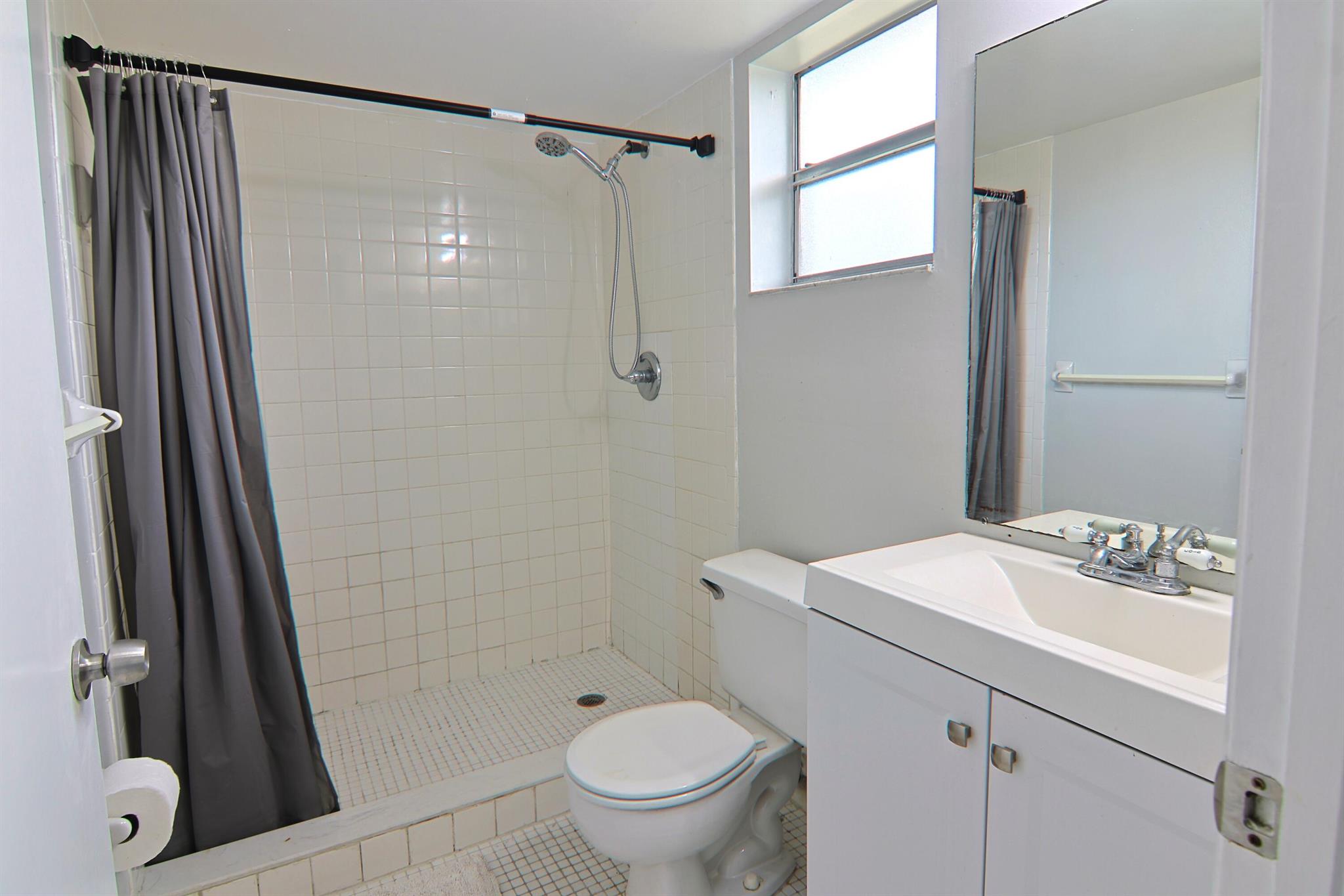 GARDENS NORTH ELEVEN COND - Residential Lease