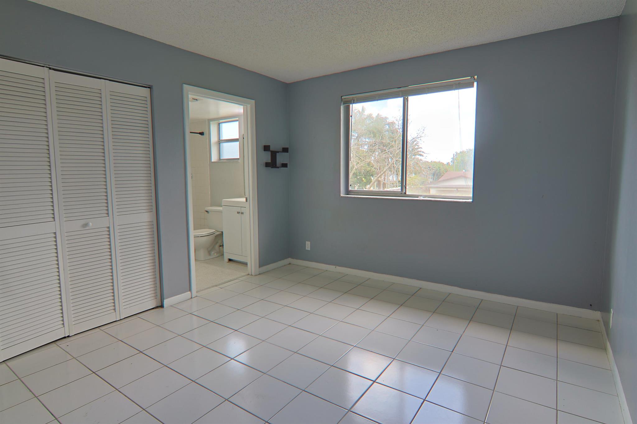 GARDENS NORTH ELEVEN COND - Residential Lease