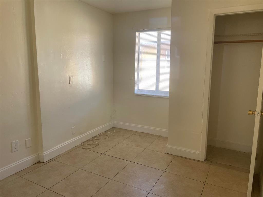 ACREHOME PARK IN - Residential Lease