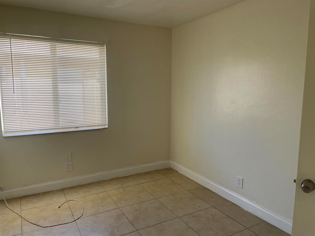 ACREHOME PARK IN - Residential Lease