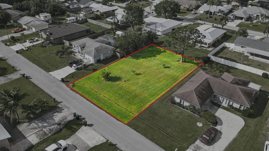 Photo of 440 SE Asbury Lane, Port St Lucie, FL 34983 (MLS # R11076827)