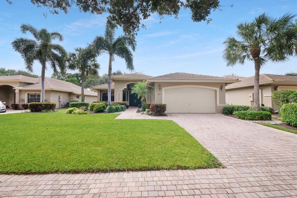 Photo of 7987 Via Grande, Boynton Beach, FL 33437 (MLS # R10932071)