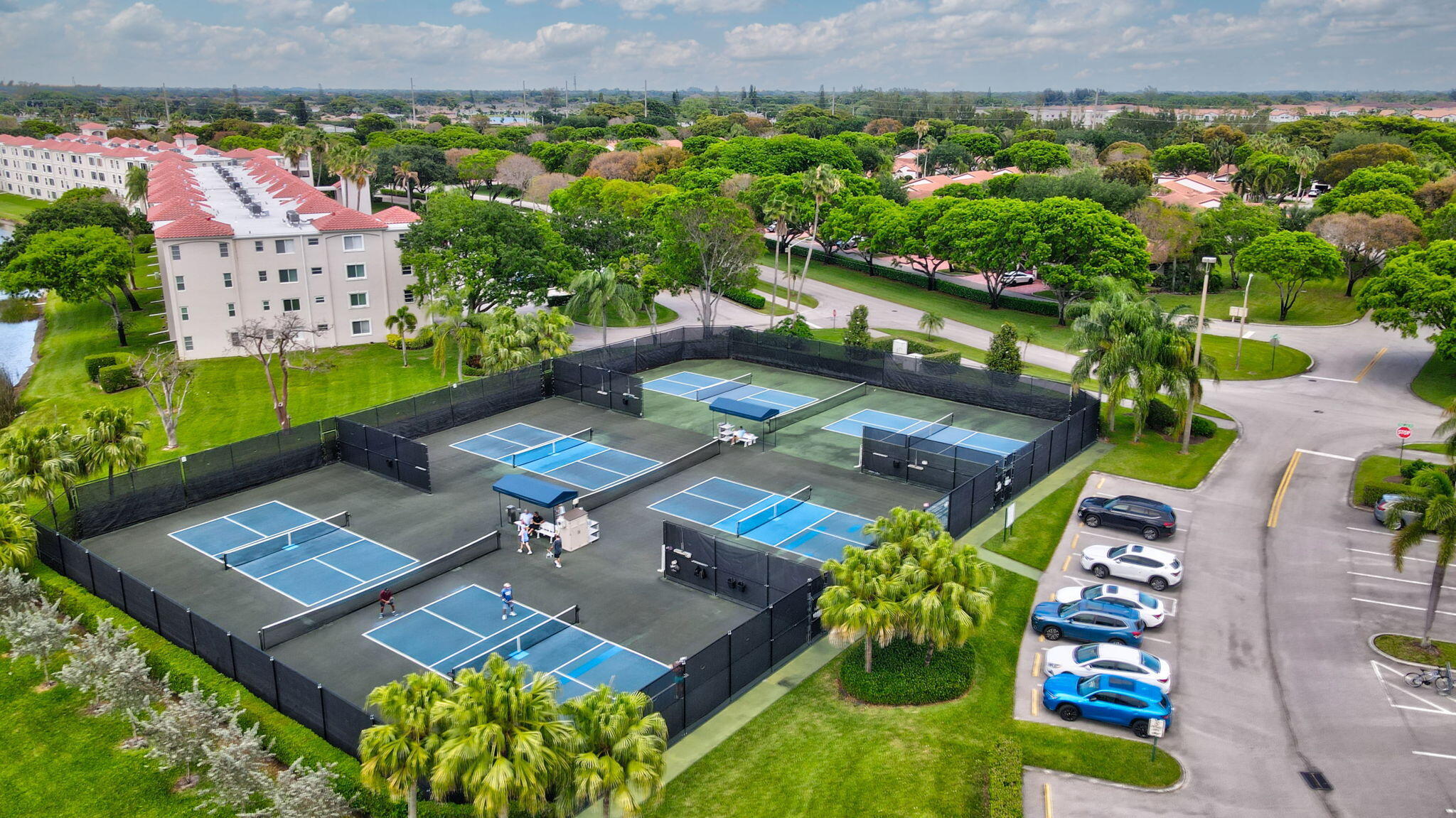 HUNTINGTON POINTE - Residential