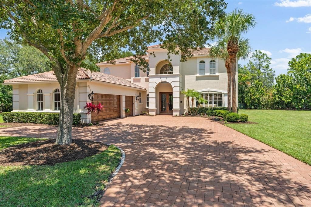 Photo of 185 Sedona Way, Palm Beach Gardens, FL 33418 (MLS # R10886737)
