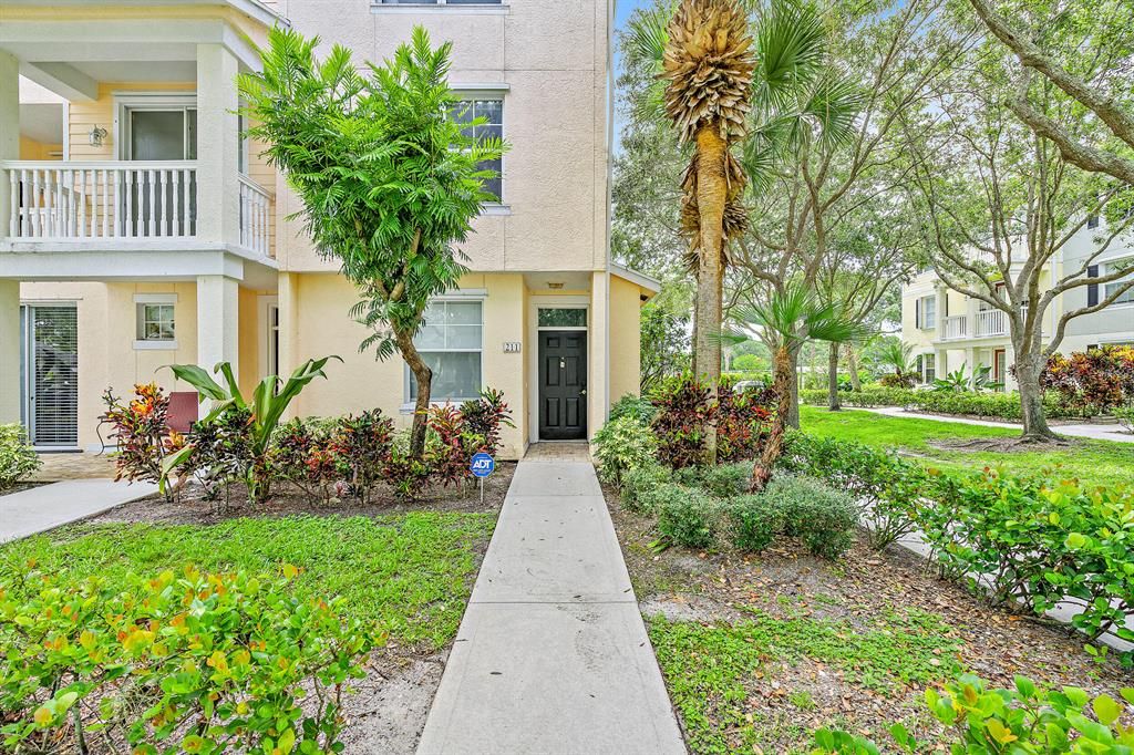 Photo of 255 Murcia Drive Dr #211, Jupiter, FL 33458 (MLS # R10811608)