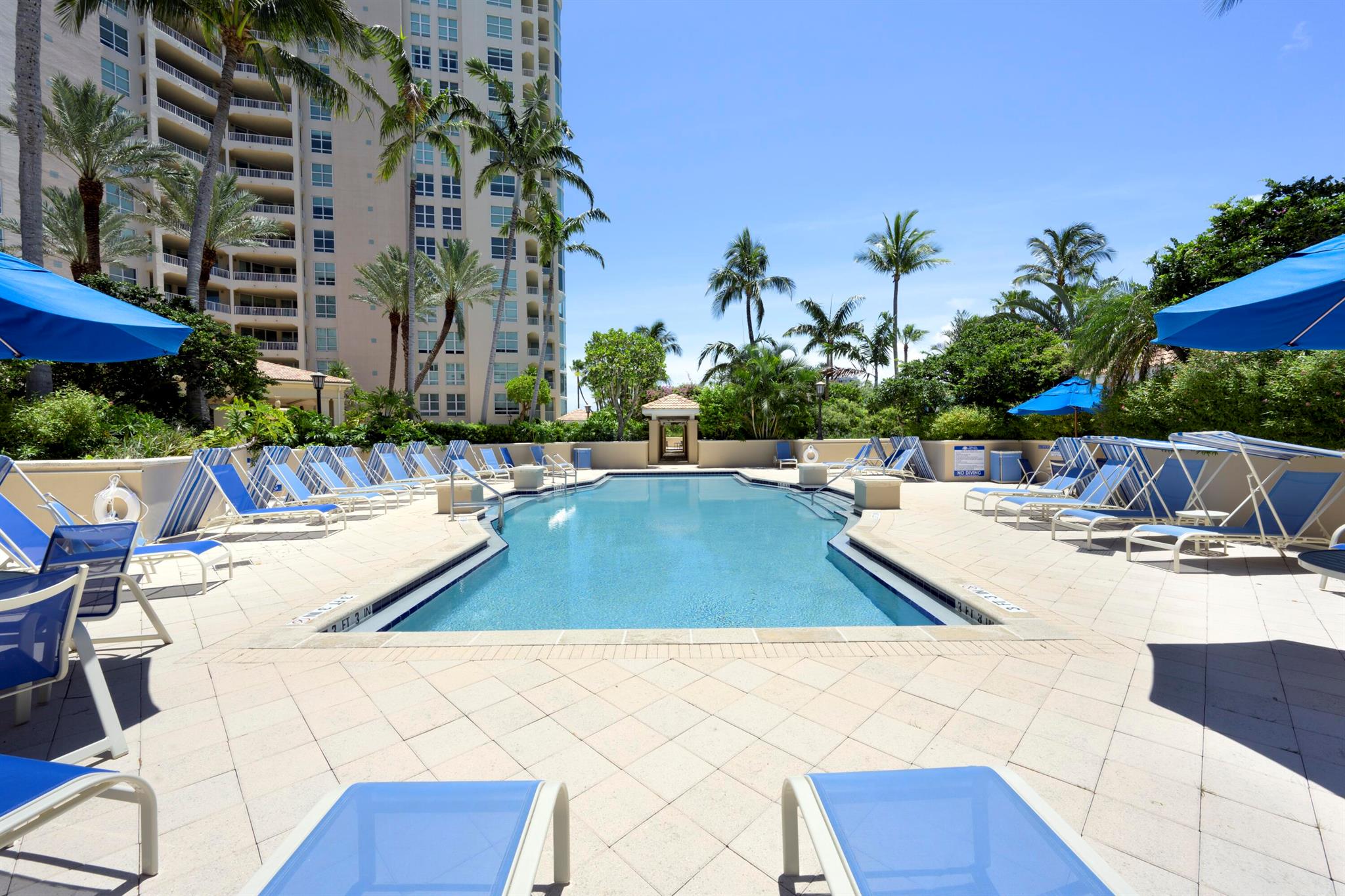 TOSCANA SOUTH CONDO - Residential